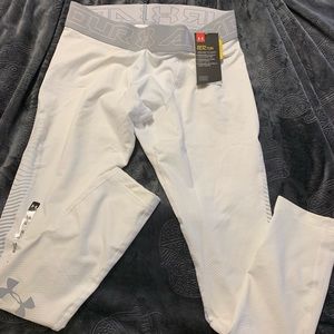$55 UNDER ARMOUR COLDGEAR REACTOR LEGGINGS NWT